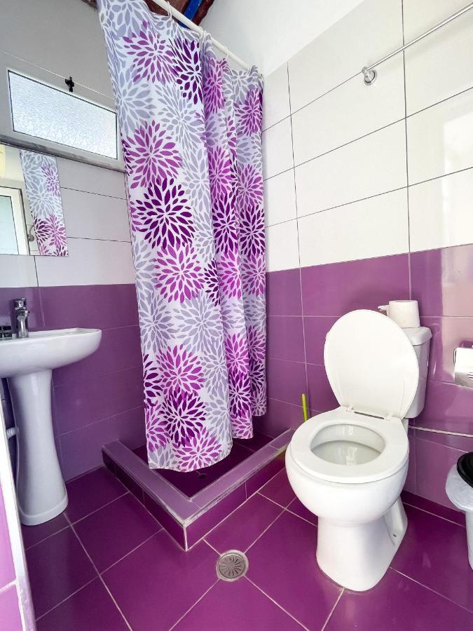 Hostel Andrey Saranda Extérieur photo