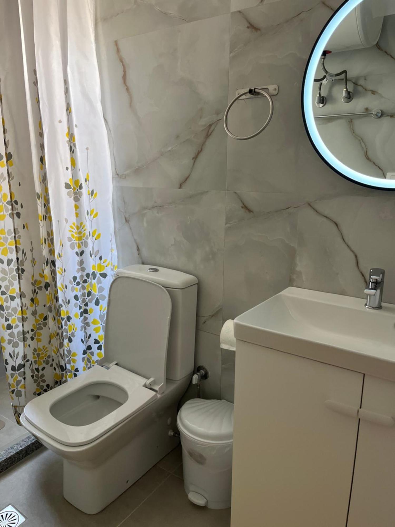 Hostel Andrey Saranda Extérieur photo